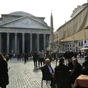 Pantheon Domus Valentino Apartment Rome