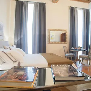 Via Farina Apartment Rome